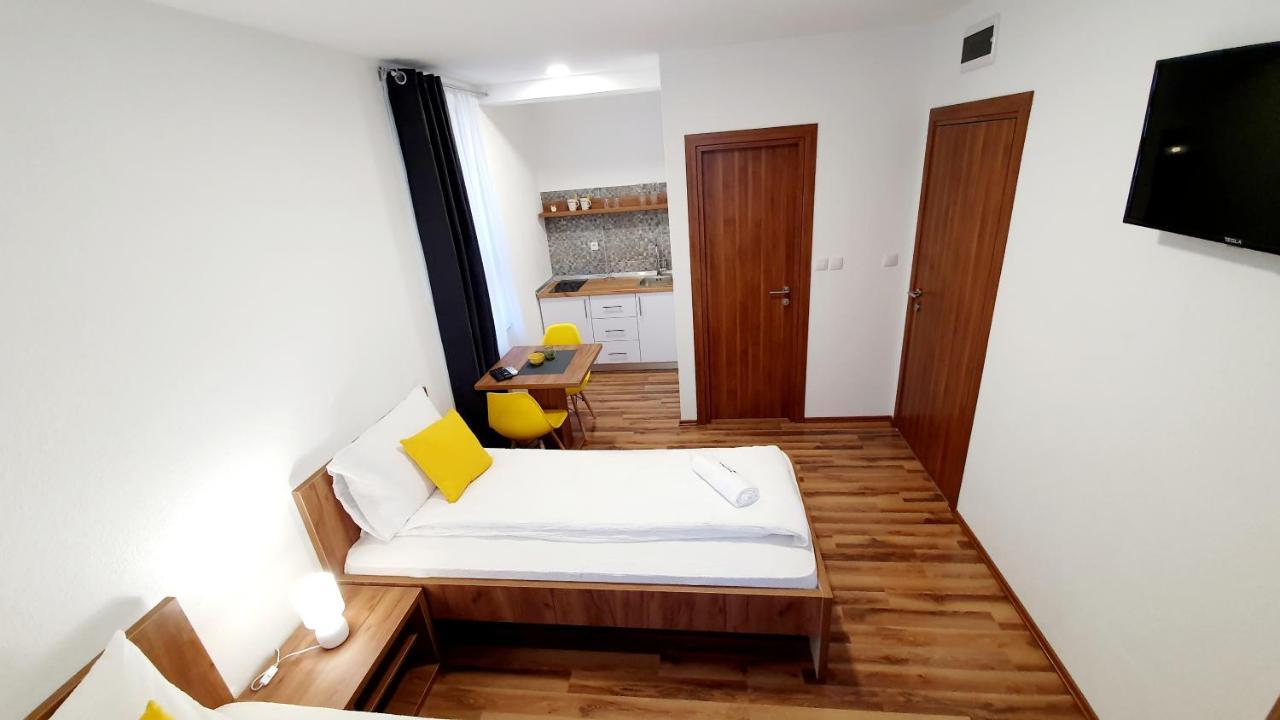 Apartmani Brko Kotor Varos Eksteriør bilde